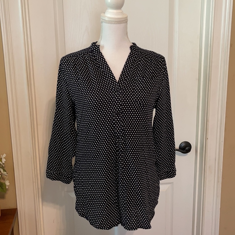 Navy and white polka dot 3 button v-neck blouse
